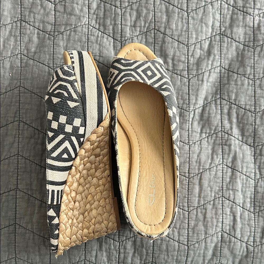 Chic Black and White Patterned Wedge Espadrilles